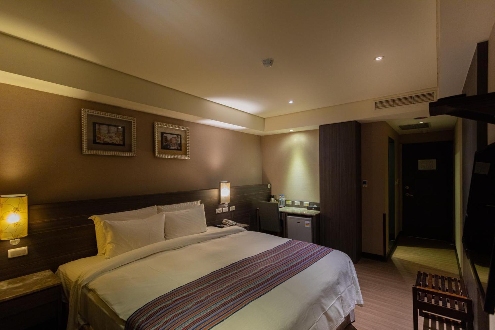 Royal Guest Hotel Tainan Eksteriør bilde