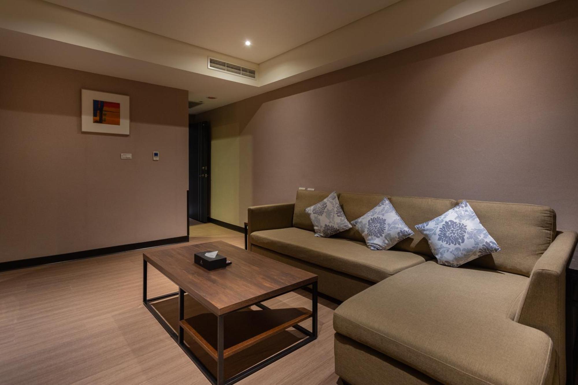 Royal Guest Hotel Tainan Eksteriør bilde