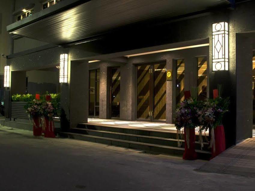 Royal Guest Hotel Tainan Eksteriør bilde